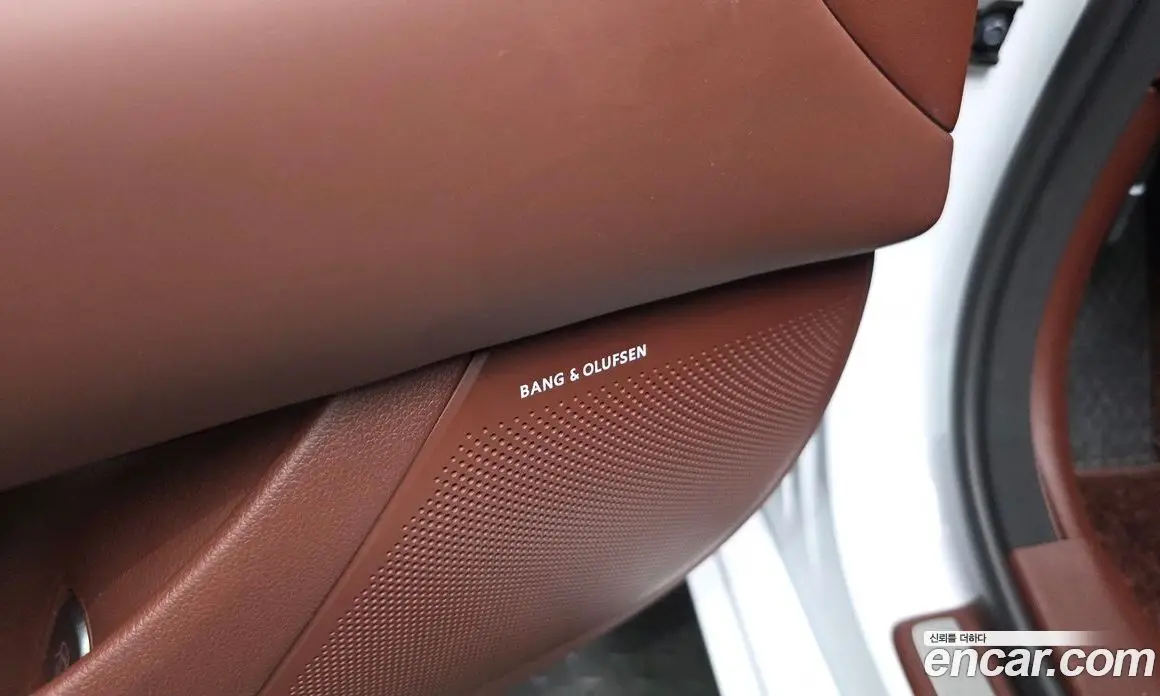 Genesis G90 2023 3.5 автомат (гидро), фото 35 Genesis G90 2023 3.5 автомат (гидро), фото 35