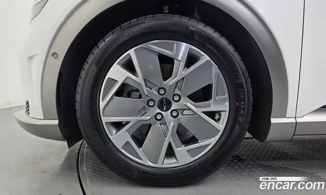 Genesis GV60 2022 0.1 автомат (гидро), миниатюра 4 Genesis GV60 2022 0.1 автомат (гидро), миниатюра 4