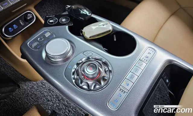 Genesis GV60 2023 0.1 автомат (гидро), миниатюра 11