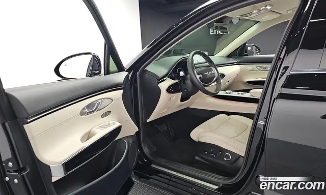 Genesis GV70 2022 2.5 автомат (гидро), миниатюра 10 Genesis GV70 2022 2.5 автомат (гидро), миниатюра 10