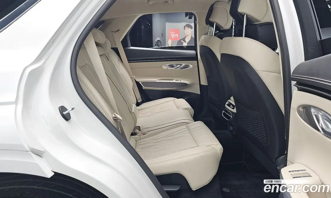 Genesis GV70 2023 2.5 автомат (гидро), фото 16 Genesis GV70 2023 2.5 автомат (гидро), фото 16