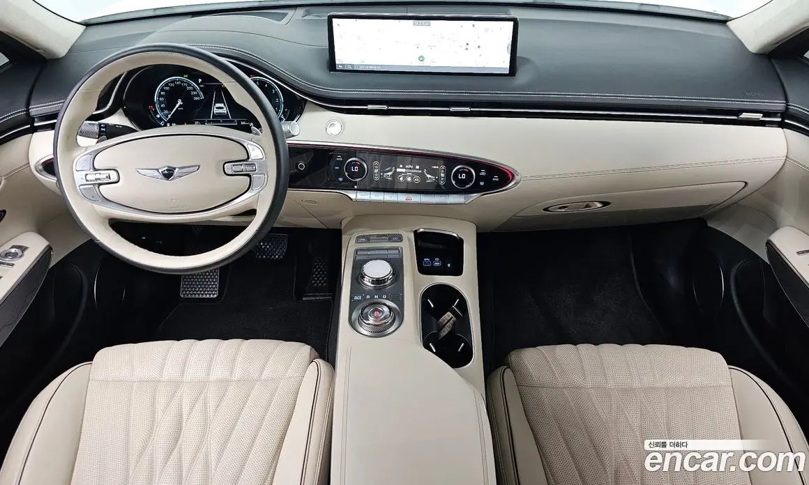 Genesis GV70 2023 2.5 автомат (гидро), фото 9 Genesis GV70 2023 2.5 автомат (гидро), фото 9