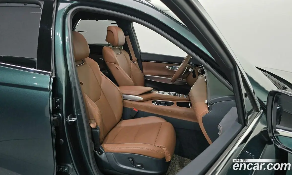 Genesis GV70 2023 2.5 автомат (гидро), фото 16 Genesis GV70 2023 2.5 автомат (гидро), фото 16
