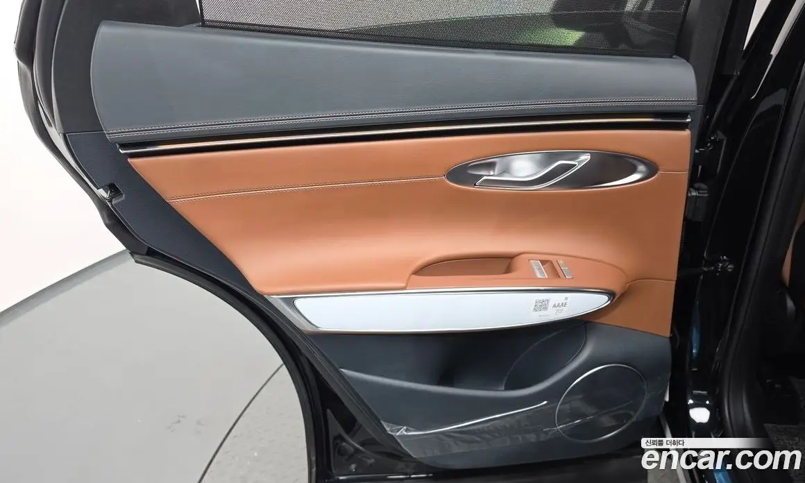 Genesis GV70 2024 2.5 автомат (гидро), фото 15 Genesis GV70 2024 2.5 автомат (гидро), фото 15