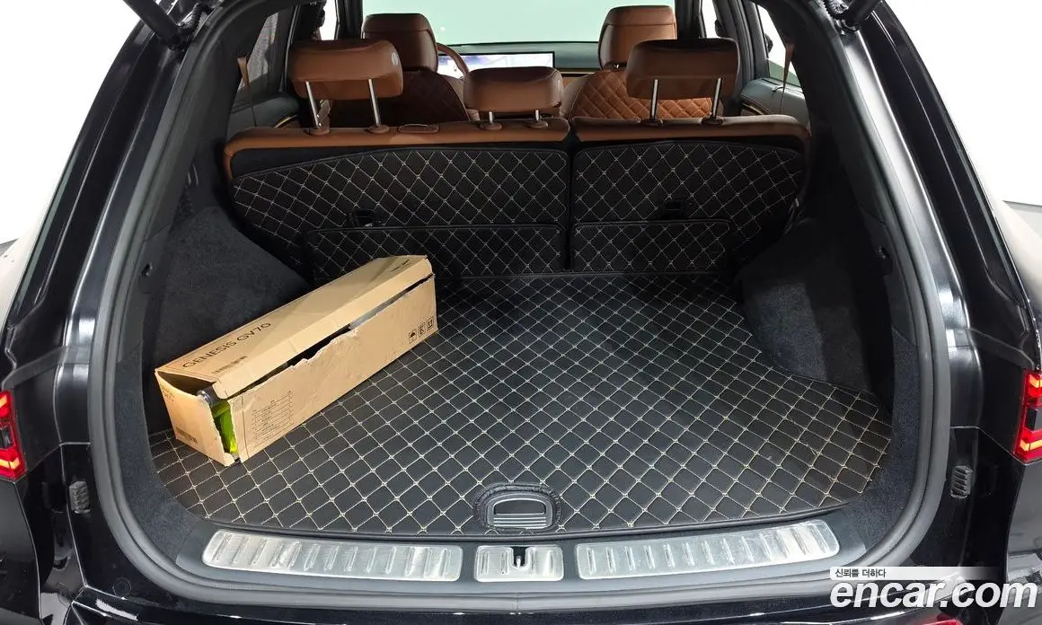 Genesis GV70 2024 2.5 автомат (гидро), фото 25 Genesis GV70 2024 2.5 автомат (гидро), фото 25