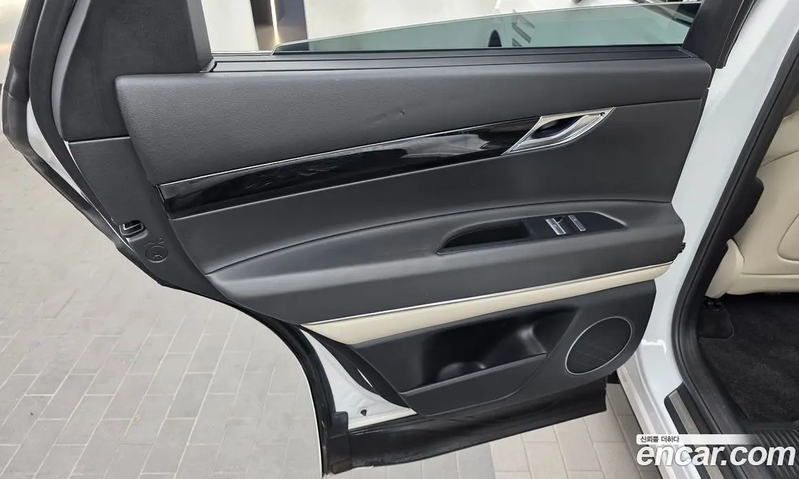 Genesis GV80 2021 2.5 автомат (гидро), фото 15 Genesis GV80 2021 2.5 автомат (гидро), фото 15