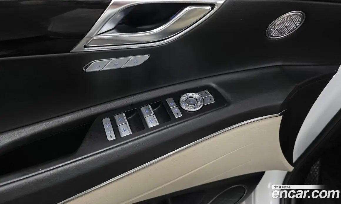 Genesis GV80 2021 2.5 автомат (гидро), фото 28 Genesis GV80 2021 2.5 автомат (гидро), фото 28