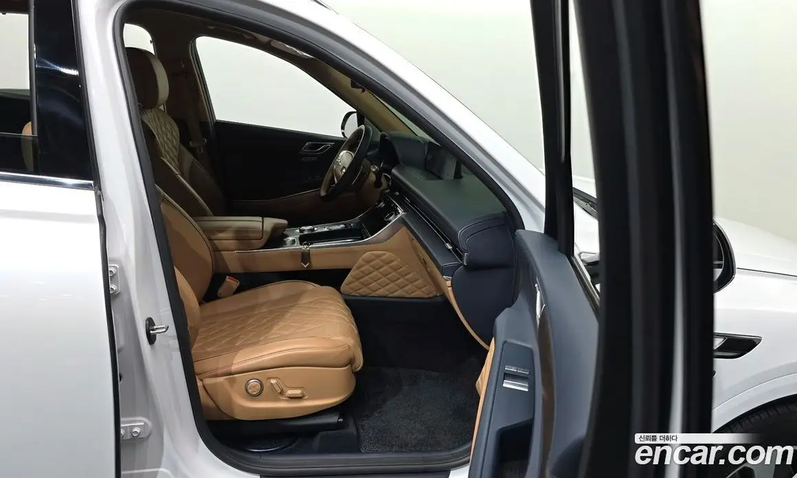 Genesis GV80 2022 2.5 автомат (гидро), фото 17 Genesis GV80 2022 2.5 автомат (гидро), фото 17