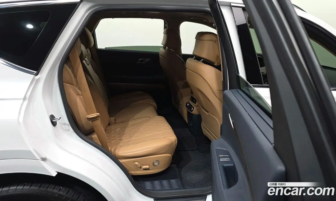 Genesis GV80 2022 2.5 автомат (гидро), фото 18 Genesis GV80 2022 2.5 автомат (гидро), фото 18