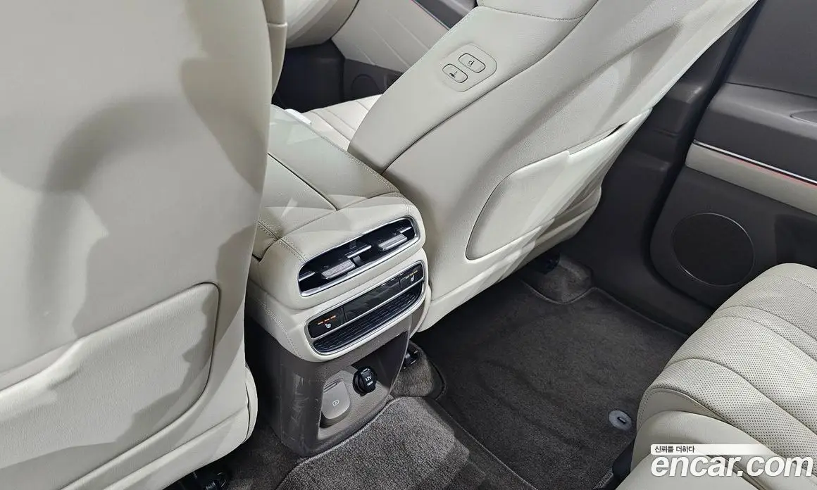 Genesis GV80 2022 2.5 автомат (гидро), фото 19 Genesis GV80 2022 2.5 автомат (гидро), фото 19