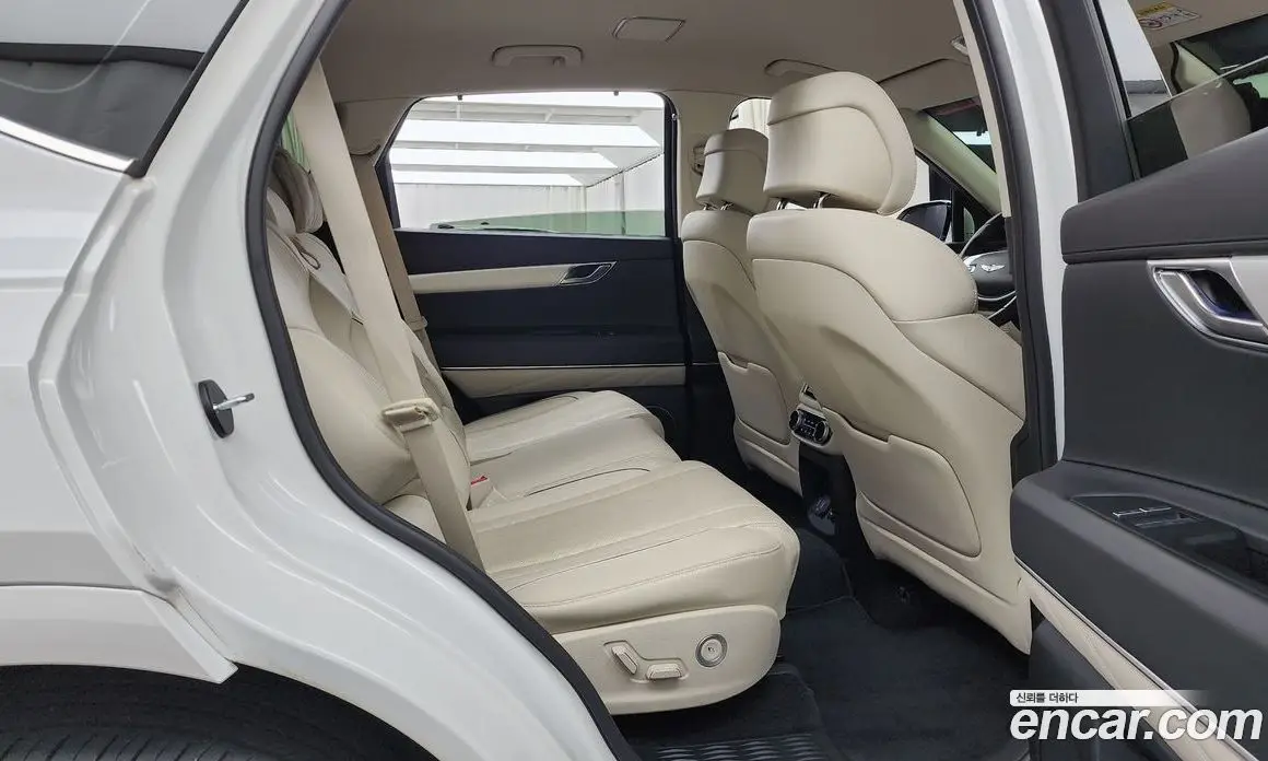 Genesis GV80 2022 3.0 автомат (гидро), фото 17 Genesis GV80 2022 3.0 автомат (гидро), фото 17