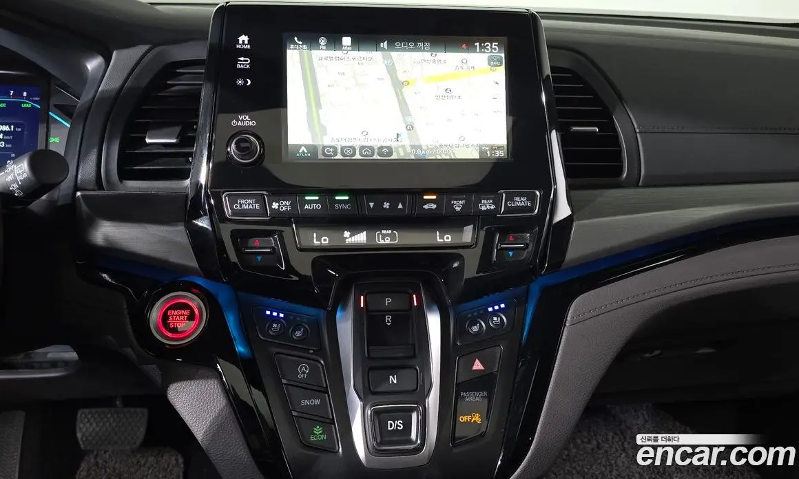 Honda Odyssey 2018 3.5 автомат (гидро), фото 18