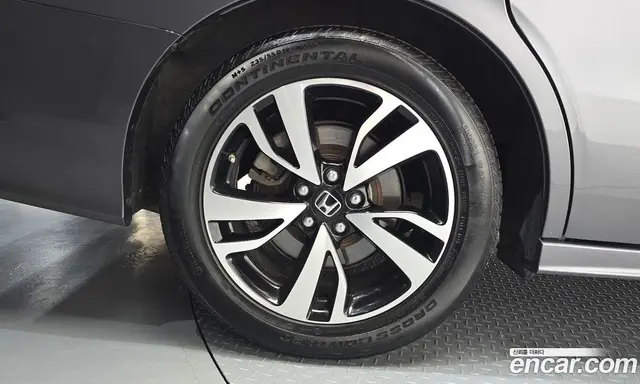 Honda Odyssey 2018 3.5 автомат (гидро), миниатюра 5
