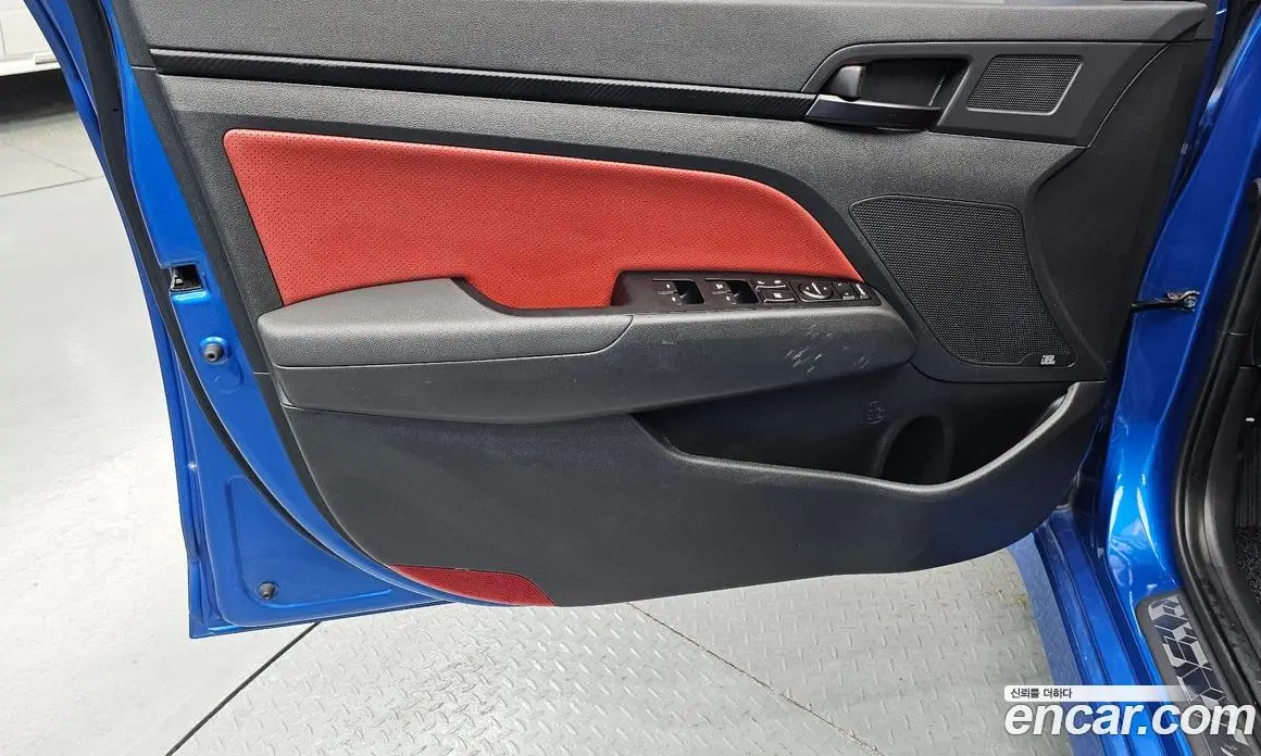 Hyundai Avante 2016 1.6 автомат (гидро), фото 14 Hyundai Avante 2016 1.6 автомат (гидро), фото 14