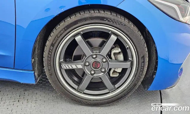 Hyundai Avante 2016 1.6 автомат (гидро), миниатюра 5 Hyundai Avante 2016 1.6 автомат (гидро), миниатюра 5