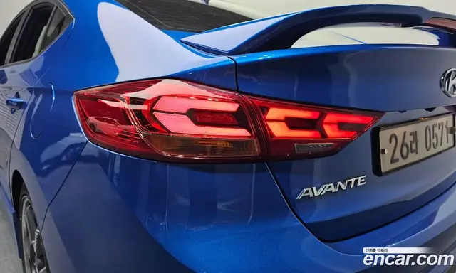 Hyundai Avante 2016 1.6 автомат (гидро), миниатюра 9 Hyundai Avante 2016 1.6 автомат (гидро), миниатюра 9