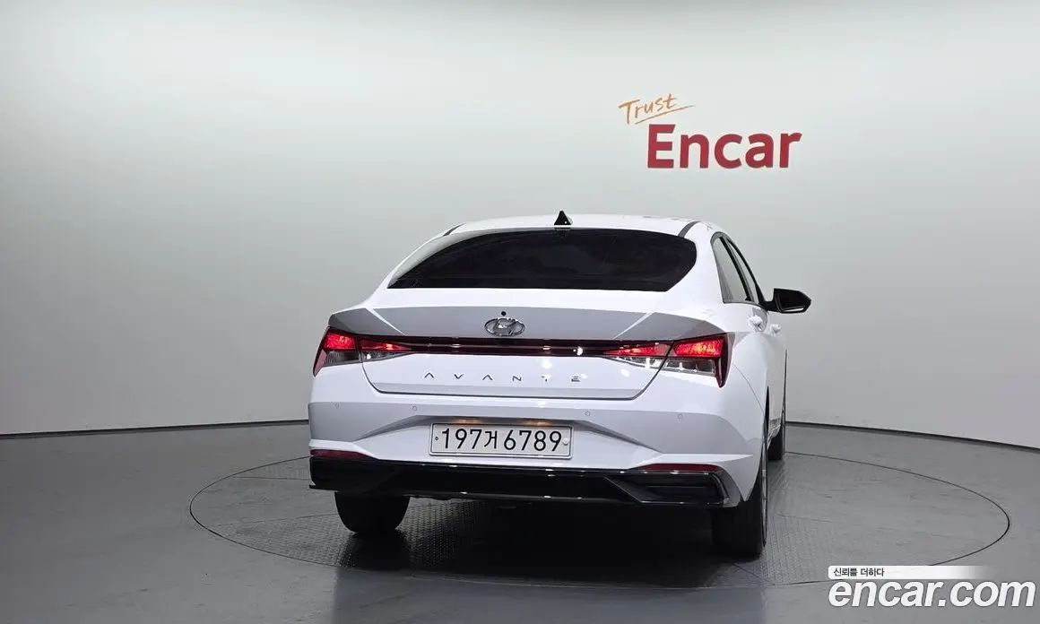 Hyundai Avante 2022 1.6 автомат (гидро), фото 4 Hyundai Avante 2022 1.6 автомат (гидро), фото 4