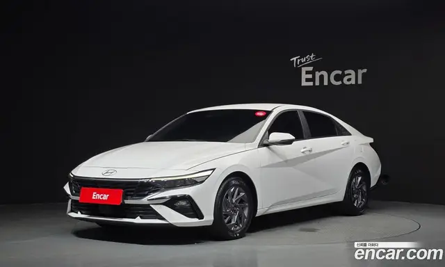 Hyundai Avante 2023 1.6 автомат (гидро), миниатюра 1
