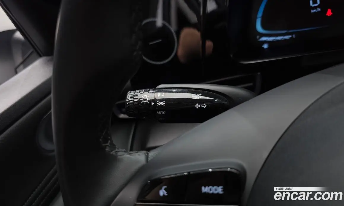 Hyundai Avante 2023 1.6 автомат (гидро), фото 30