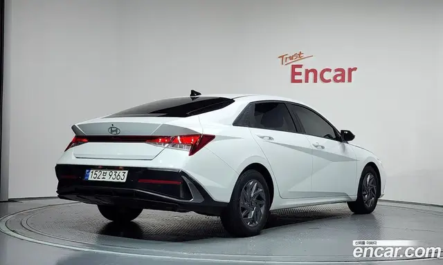 Hyundai Avante 2024 1.6 автомат (гидро), миниатюра 2