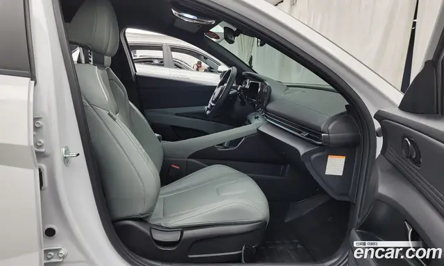 Hyundai Avante 2024 1.6 автомат (гидро), миниатюра 11