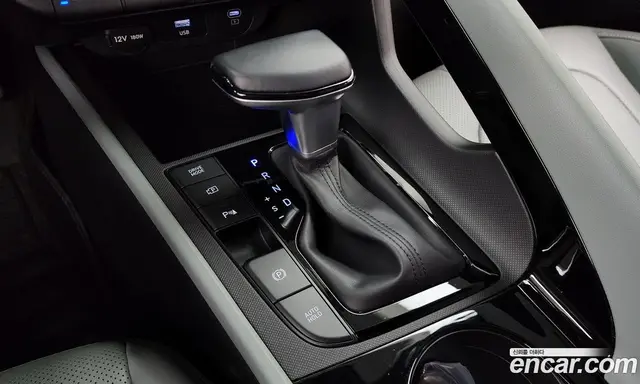 Hyundai Avante 2024 1.6 автомат (гидро), миниатюра 9