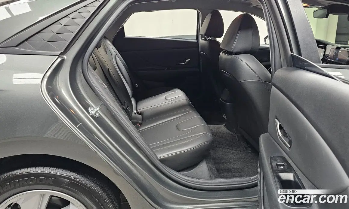 Hyundai Avante 2025 1.6 автомат (гидро), фото 12 Hyundai Avante 2025 1.6 автомат (гидро), фото 12