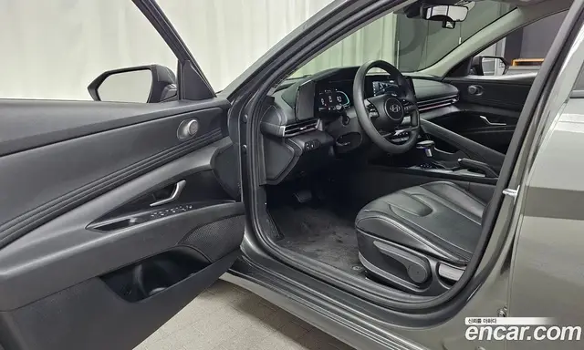 Hyundai Avante 2025 1.6 автомат (гидро), миниатюра 10 Hyundai Avante 2025 1.6 автомат (гидро), миниатюра 10