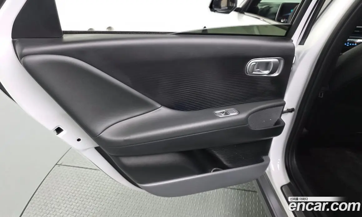 Hyundai Ioniq 6 2022 0.1 автомат (гидро), фото 15 Hyundai Ioniq 6 2022 0.1 автомат (гидро), фото 15