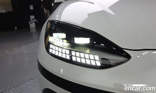 Hyundai Ioniq 6 2022 0.1 автомат (гидро), миниатюра 8 Hyundai Ioniq 6 2022 0.1 автомат (гидро), миниатюра 8