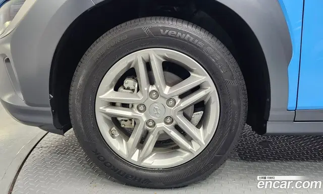 Hyundai Kona 2022 2.0 автомат (гидро), миниатюра 5
