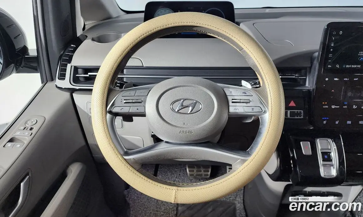 Hyundai Staria 2022 2.2 автомат (гидро), фото 12 Hyundai Staria 2022 2.2 автомат (гидро), фото 12