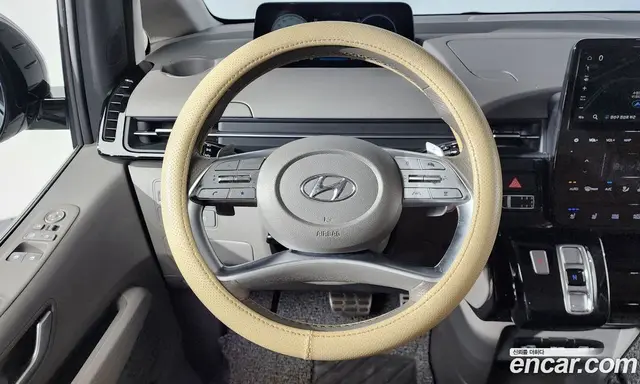 Hyundai Staria 2022 2.2 автомат (гидро), миниатюра 12