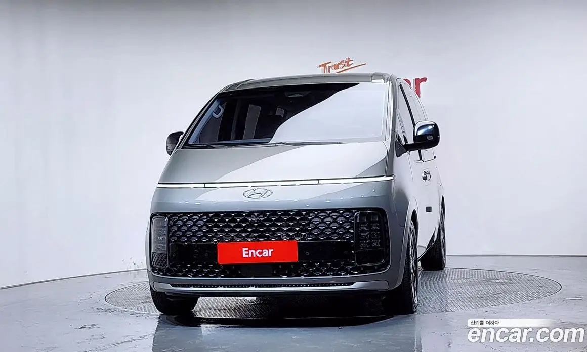 Hyundai Staria 2022 2.2 автомат (гидро), фото 3 Hyundai Staria 2022 2.2 автомат (гидро), фото 3