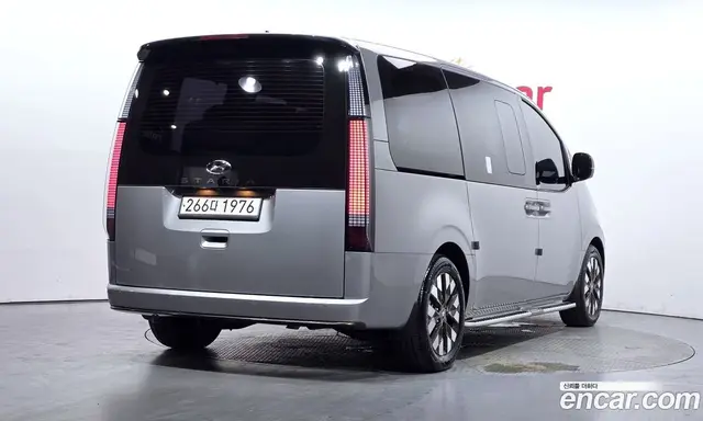 Hyundai Staria 2023 2.2 автомат (гидро), миниатюра 2 Hyundai Staria 2023 2.2 автомат (гидро), миниатюра 2