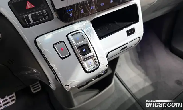 Hyundai Staria 2023 2.2 автомат (гидро), миниатюра 12