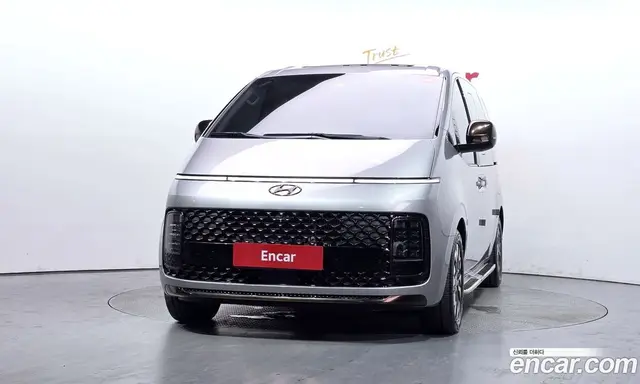 Hyundai Staria 2023 2.2 автомат (гидро), миниатюра 3 Hyundai Staria 2023 2.2 автомат (гидро), миниатюра 3