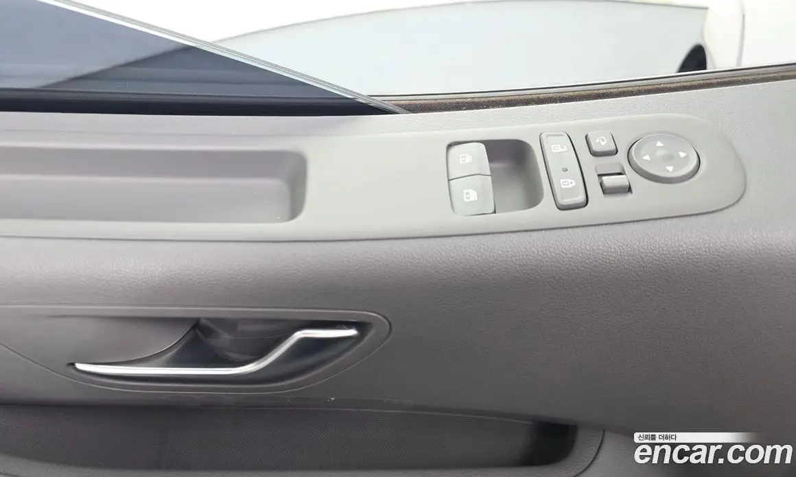 Hyundai Staria 2023 2.2 автомат (гидро), фото 24 Hyundai Staria 2023 2.2 автомат (гидро), фото 24