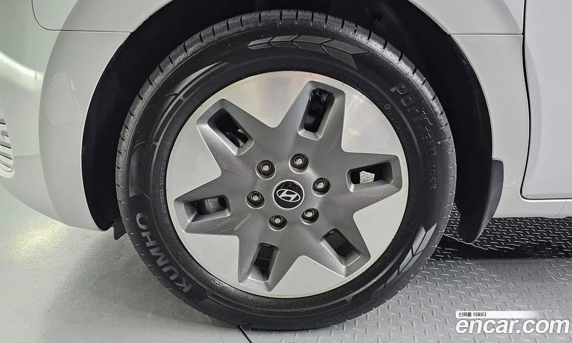Hyundai Staria 2024 2.2 автомат (гидро), фото 5 Hyundai Staria 2024 2.2 автомат (гидро), фото 5