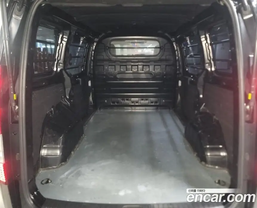 Hyundai Staria 2025 2.2 автомат (гидро), фото 19 Hyundai Staria 2025 2.2 автомат (гидро), фото 19