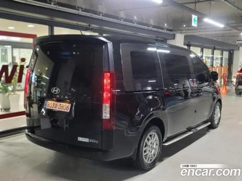 Hyundai Staria 2025 2.2 автомат (гидро), фото 4 Hyundai Staria 2025 2.2 автомат (гидро), фото 4