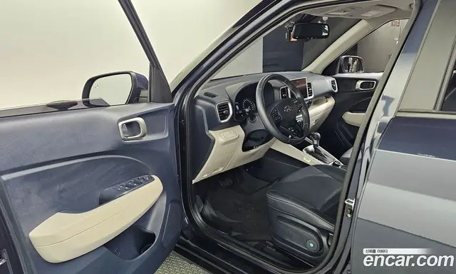 Hyundai Venue 2022 1.6 автомат (гидро), миниатюра 10 Hyundai Venue 2022 1.6 автомат (гидро), миниатюра 10