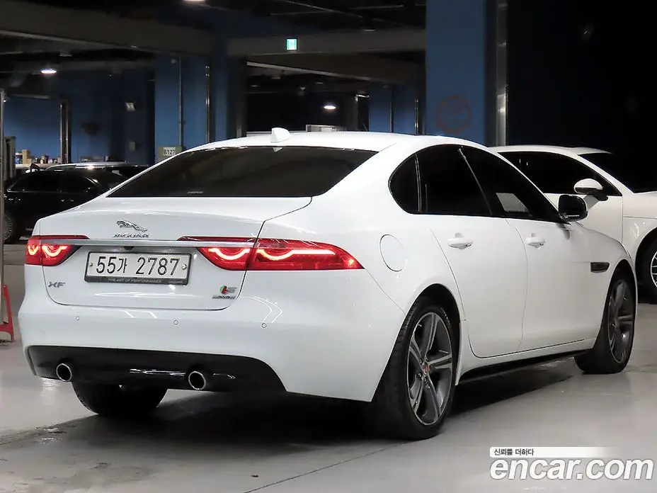 Jaguar XF 2017 3.0 автомат (гидро), фото 6 Jaguar XF 2017 3.0 автомат (гидро), фото 6