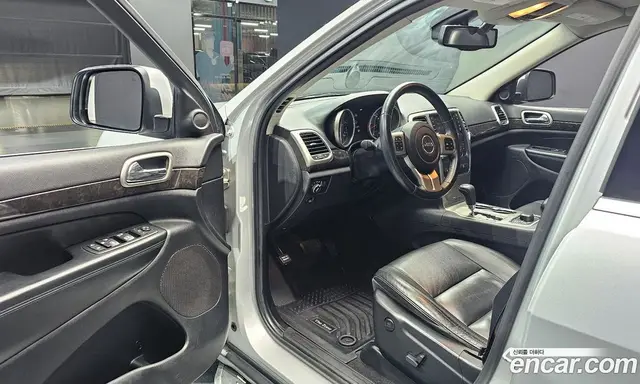 Jeep Cherokee 2013 3.0 автомат (гидро), миниатюра 11