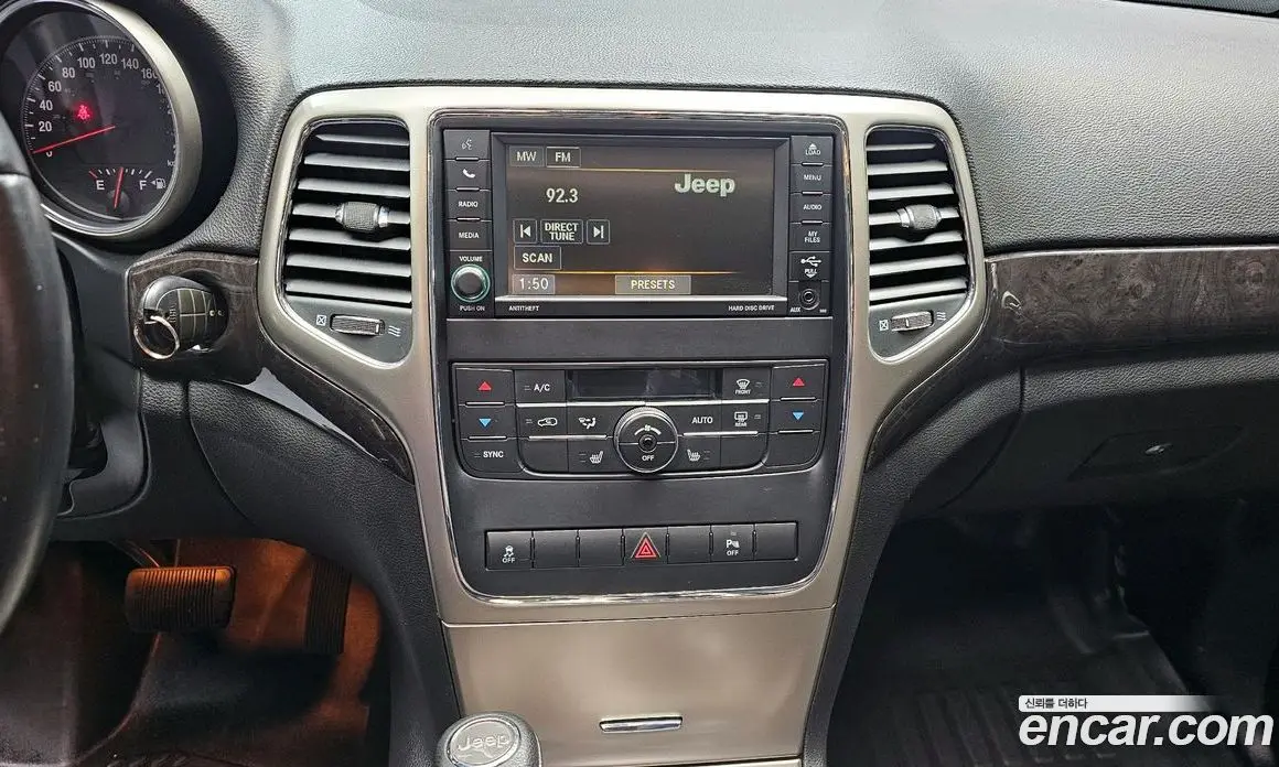 Jeep Cherokee 2013 3.0 автомат (гидро), фото 14