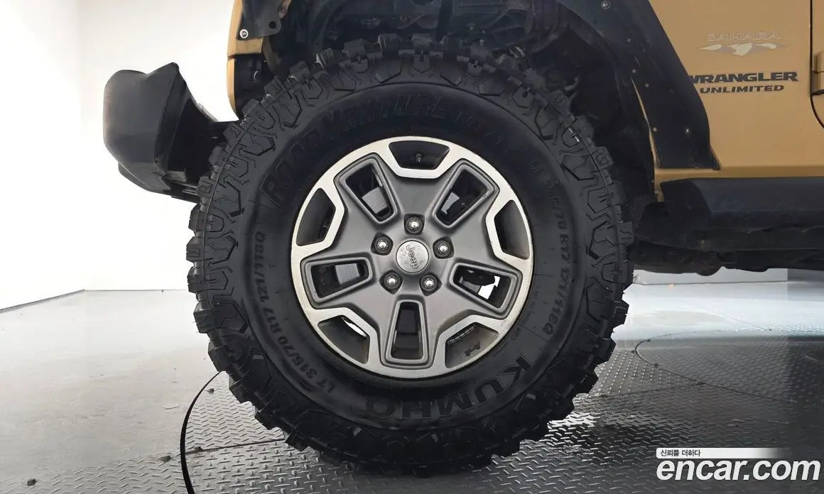 Jeep Wrangler 2014 2.8 автомат (гидро), фото 5 Jeep Wrangler 2014 2.8 автомат (гидро), фото 5