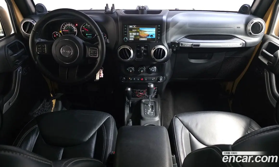 Jeep Wrangler 2014 2.8 автомат (гидро), фото 7 Jeep Wrangler 2014 2.8 автомат (гидро), фото 7