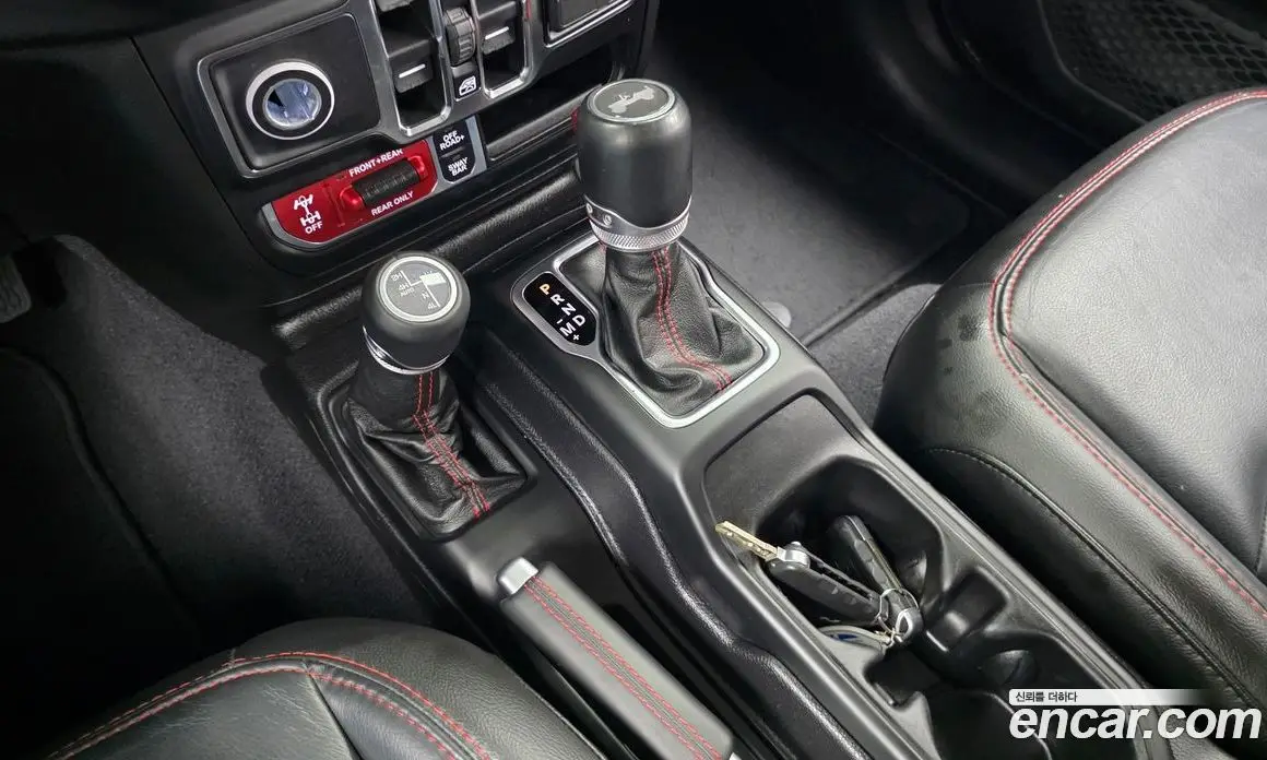 Jeep Wrangler 2021 2.0 автомат (гидро), фото 12 Jeep Wrangler 2021 2.0 автомат (гидро), фото 12