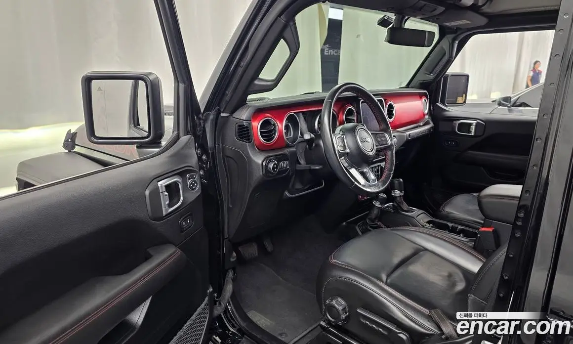 Jeep Wrangler 2021 2.0 автомат (гидро), фото 13 Jeep Wrangler 2021 2.0 автомат (гидро), фото 13