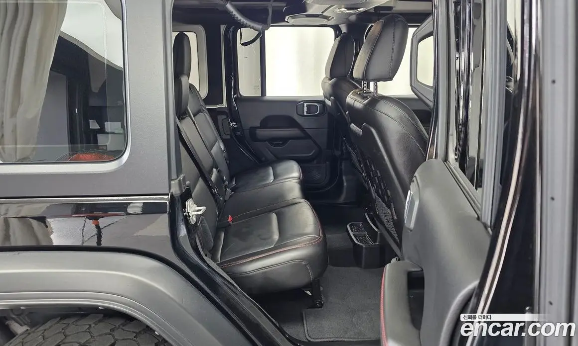 Jeep Wrangler 2021 2.0 автомат (гидро), фото 18 Jeep Wrangler 2021 2.0 автомат (гидро), фото 18